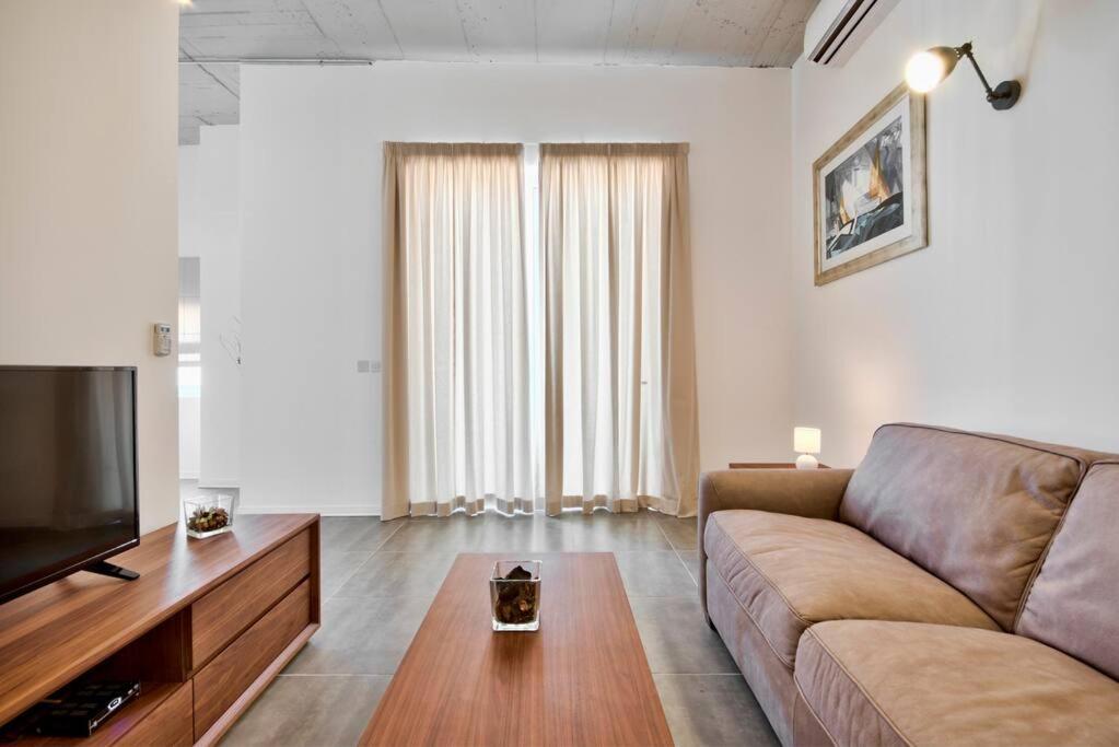 Vallettastay - Harbor View Gem -Sea View 2 Bed Apt Exterior foto